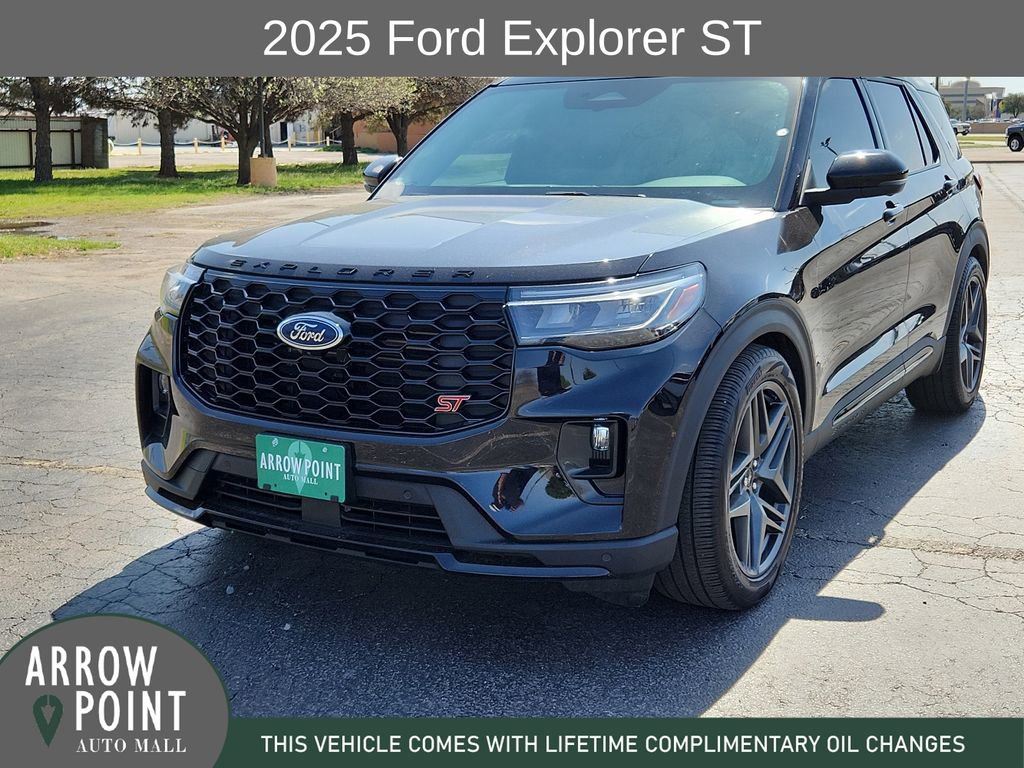 Used 2025 Ford Explorer ST w/ Sun And Sound Package image 4