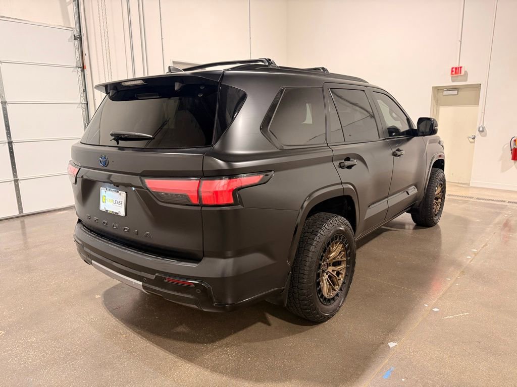 Used 2024 Toyota Sequoia Capstone image 5