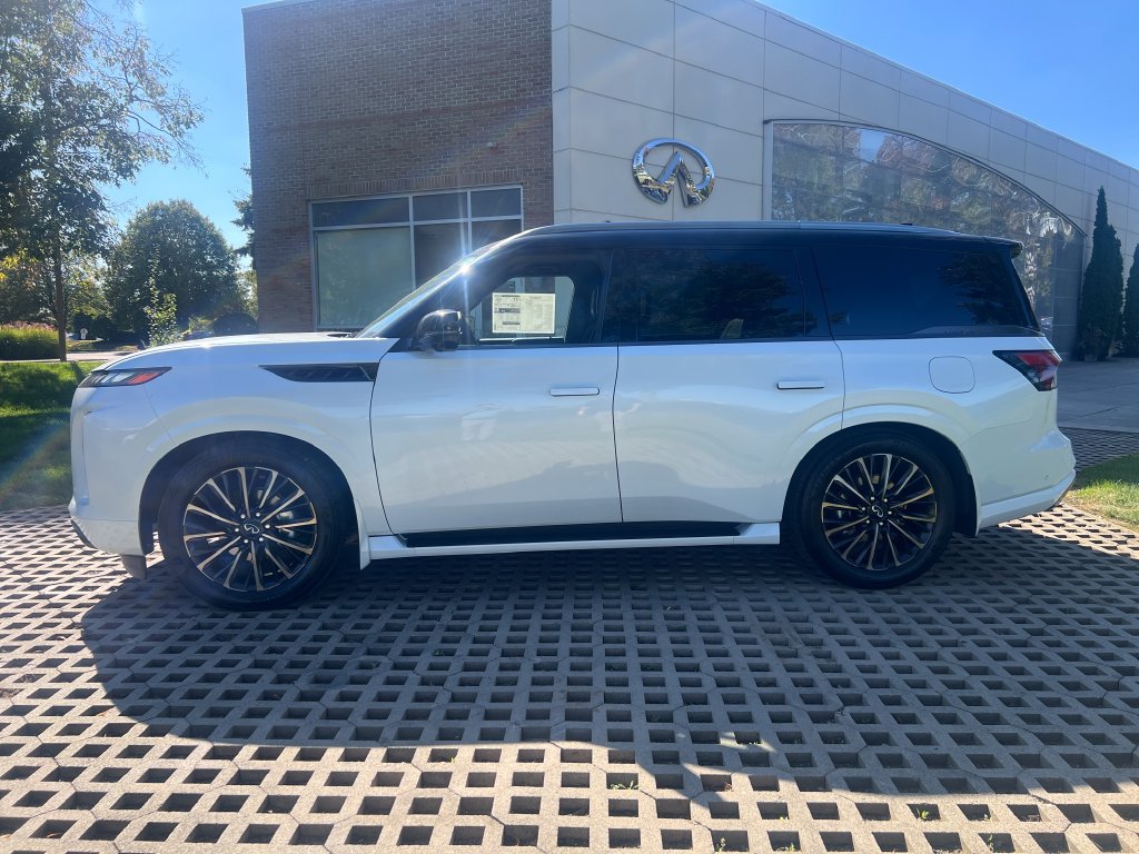 New 2027 INFINITI QX80 Autograph w/ Premium Cargo Package AWD/4WD image 2
