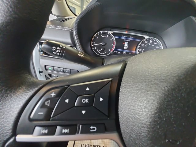 Used 2024 Nissan Sentra SV FWD image 20