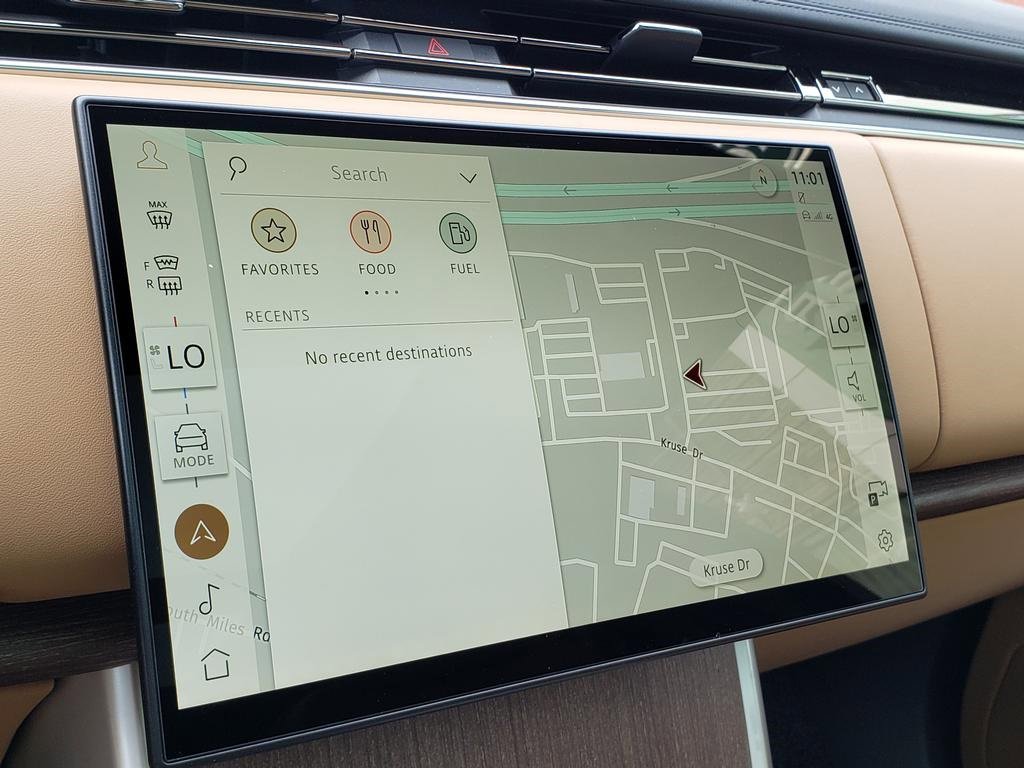 New 2025 Land Rover Range Rover Long Wheelbase SE image 23