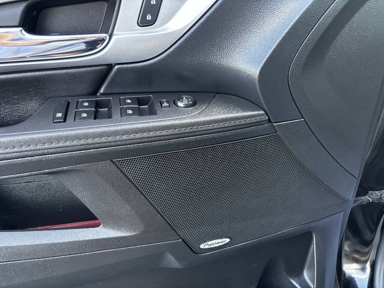 Used 2017 GMC Terrain Denali FWD image 16