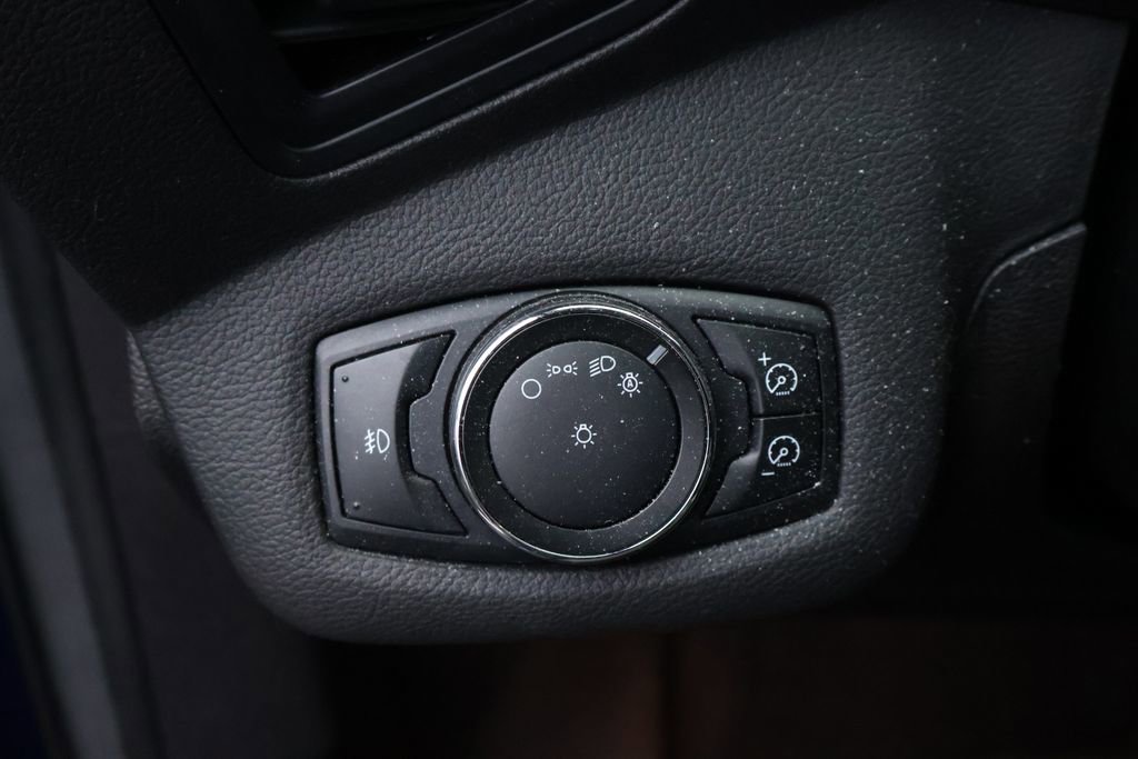 Used 2013 Ford Escape SE image 17