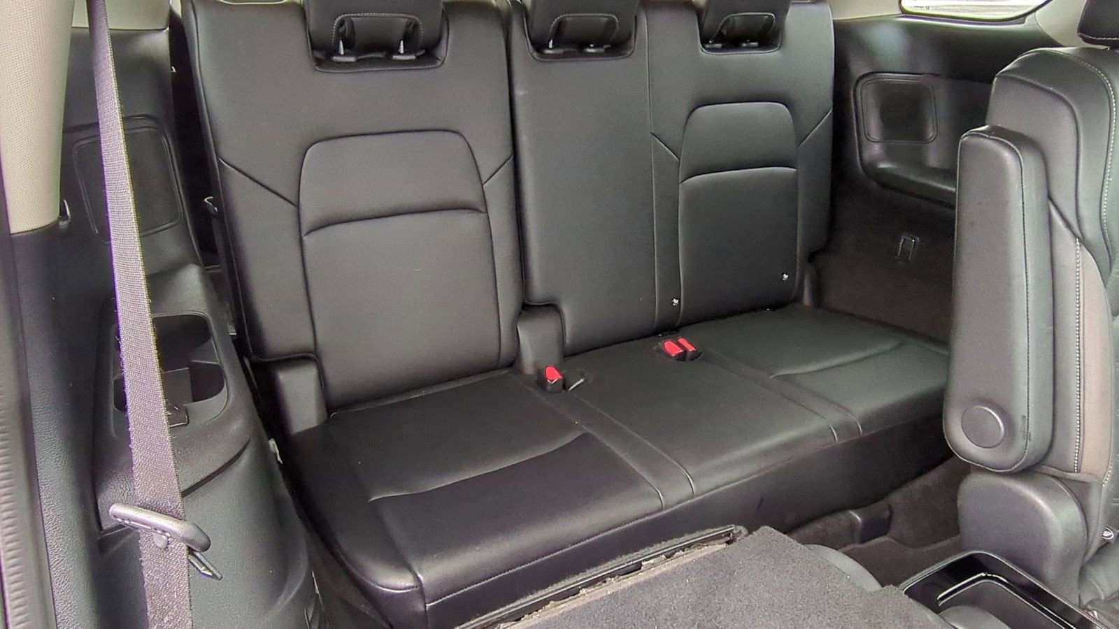 Used 2022 Nissan Pathfinder Platinum w/ Cargo Package image 20