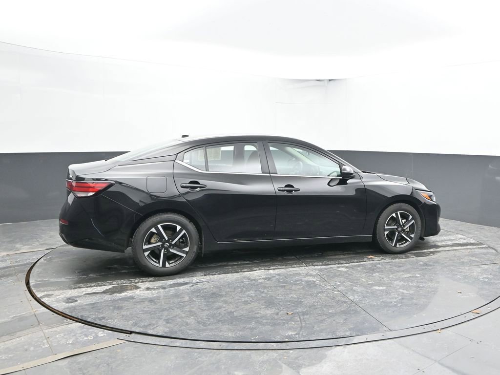 Used 2024 Nissan Sentra SV FWD image 13
