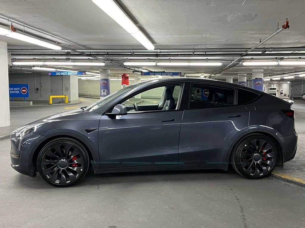 Used 2022 Tesla Model Y Performance image 30