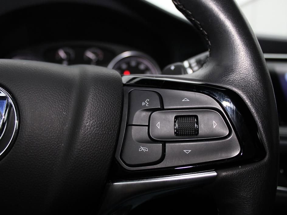 Used 2023 Buick Enclave Essence w/ Sport Touring Edition image 13