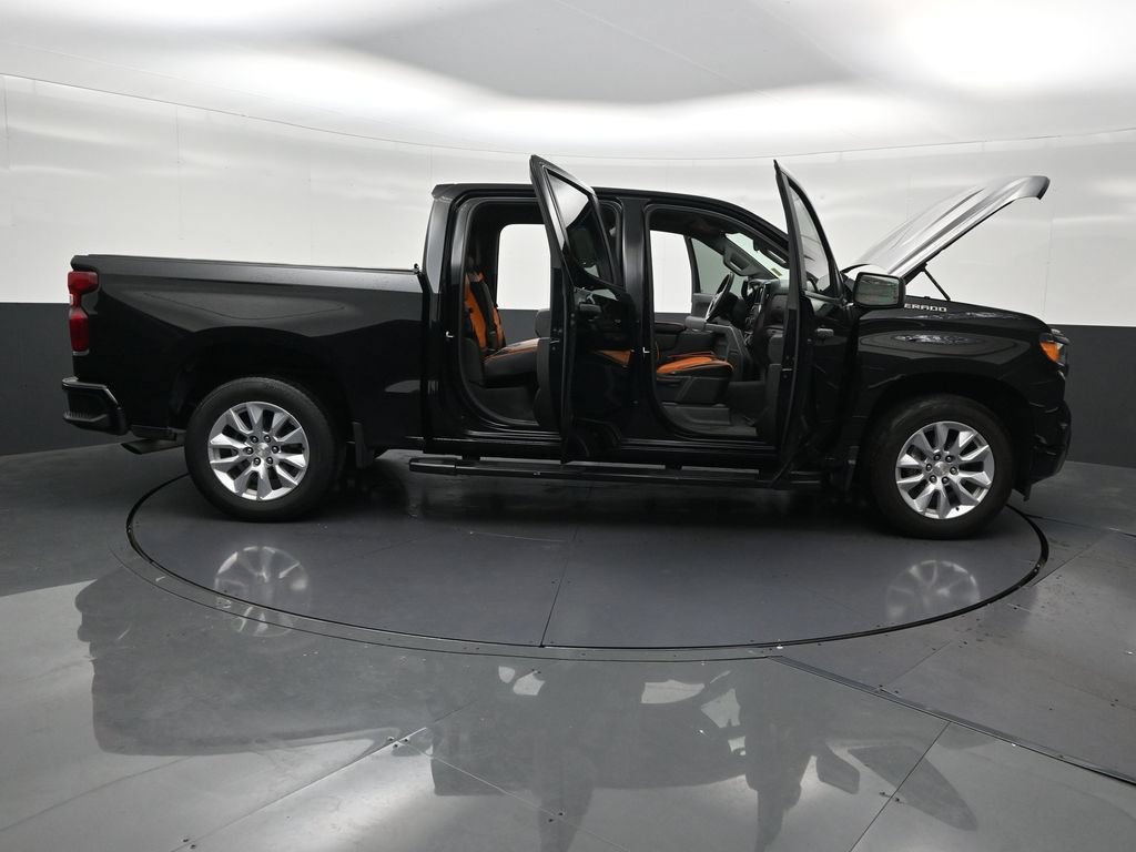 Used 2023 Chevrolet Silverado 1500 Custom RWD image 32