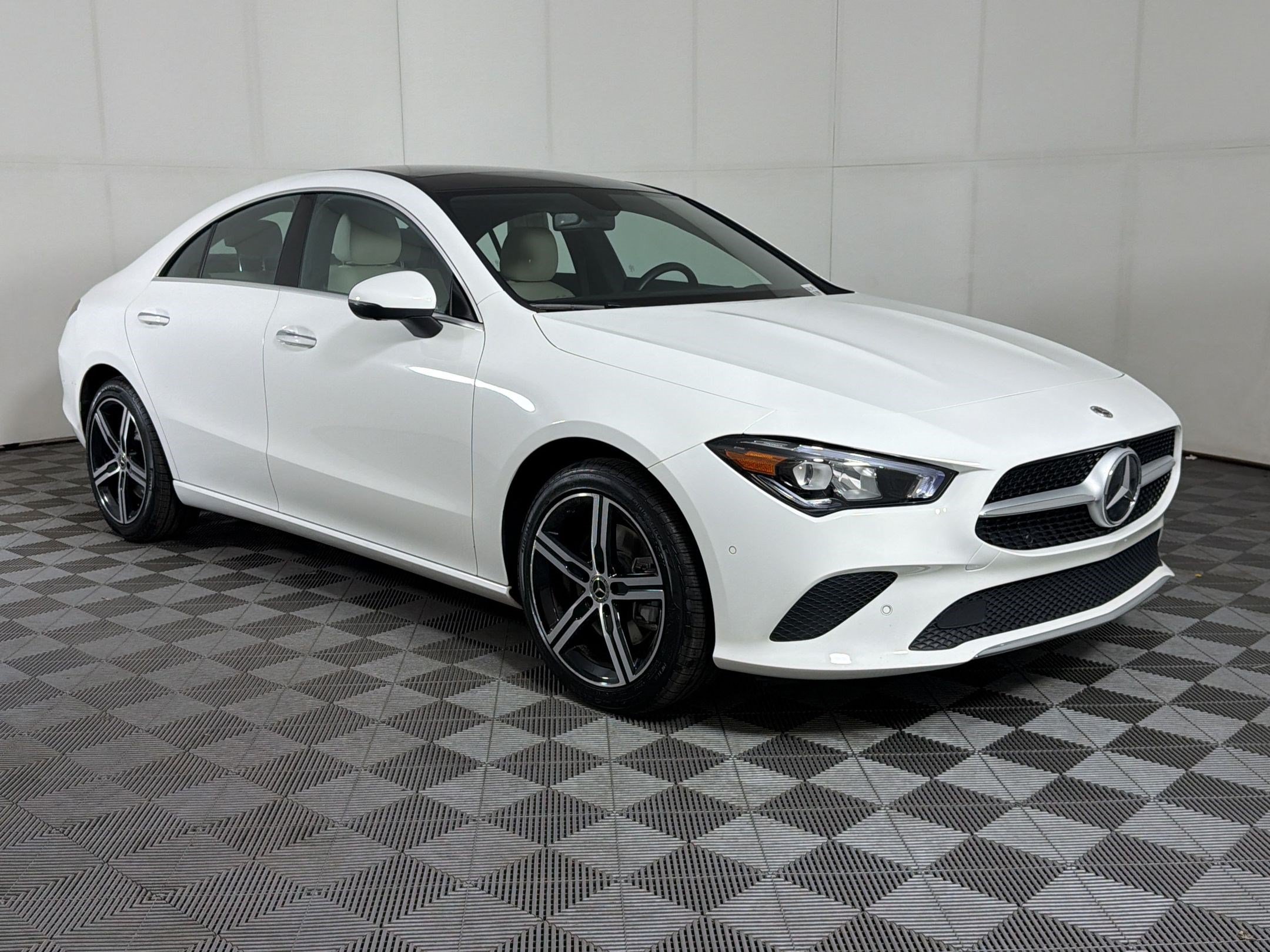 Certified 2022 Mercedes-Benz CLA 250 4MATIC image 7