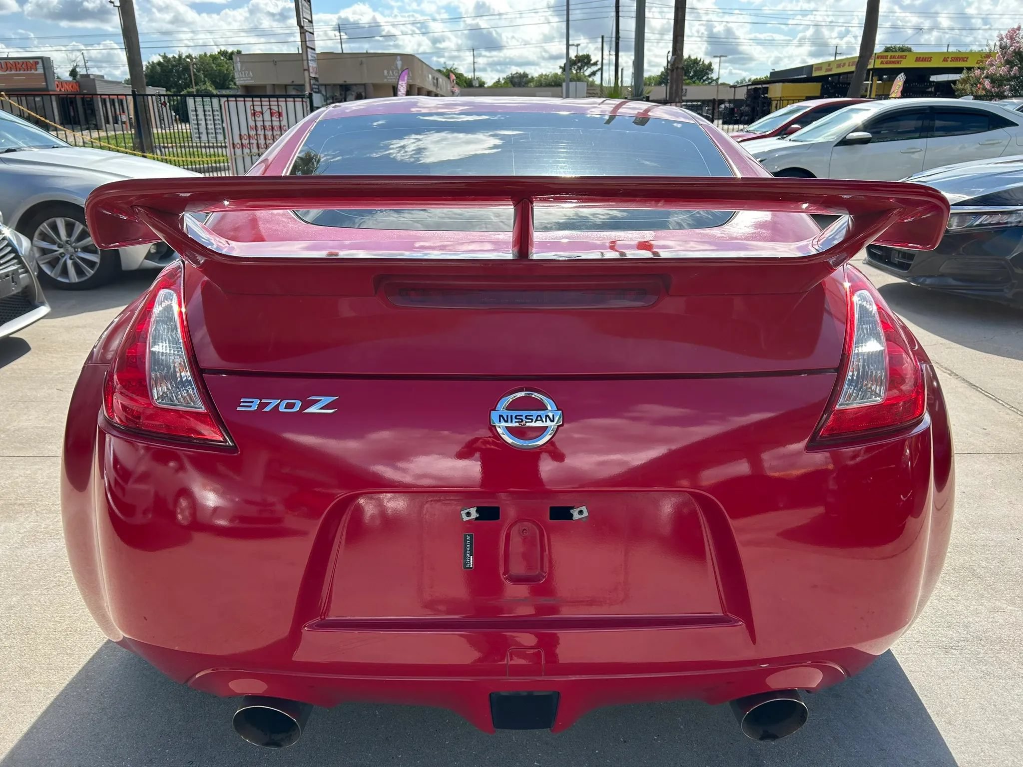 Used 2012 Nissan 370Z Coupe RWD image 4