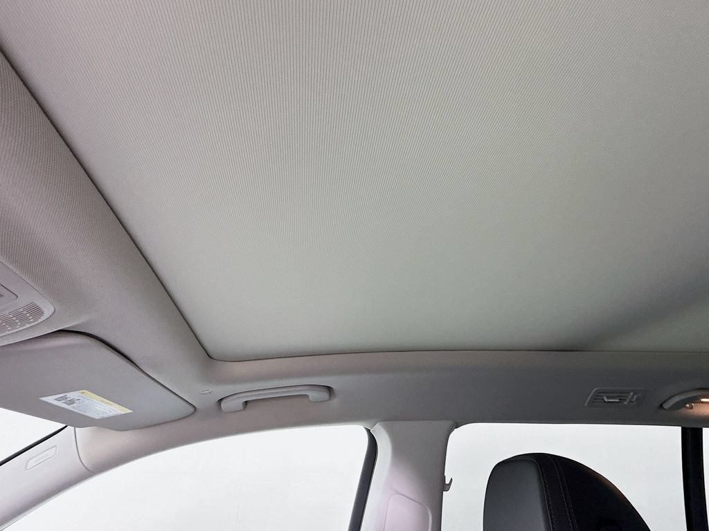 Used 2022 Mercedes-Benz GLS 450 4MATIC image 22