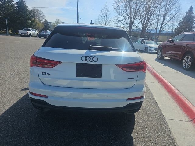 Used 2025 Audi Q3 2.0T Premium Plus w/ Premium Plus Package image 5