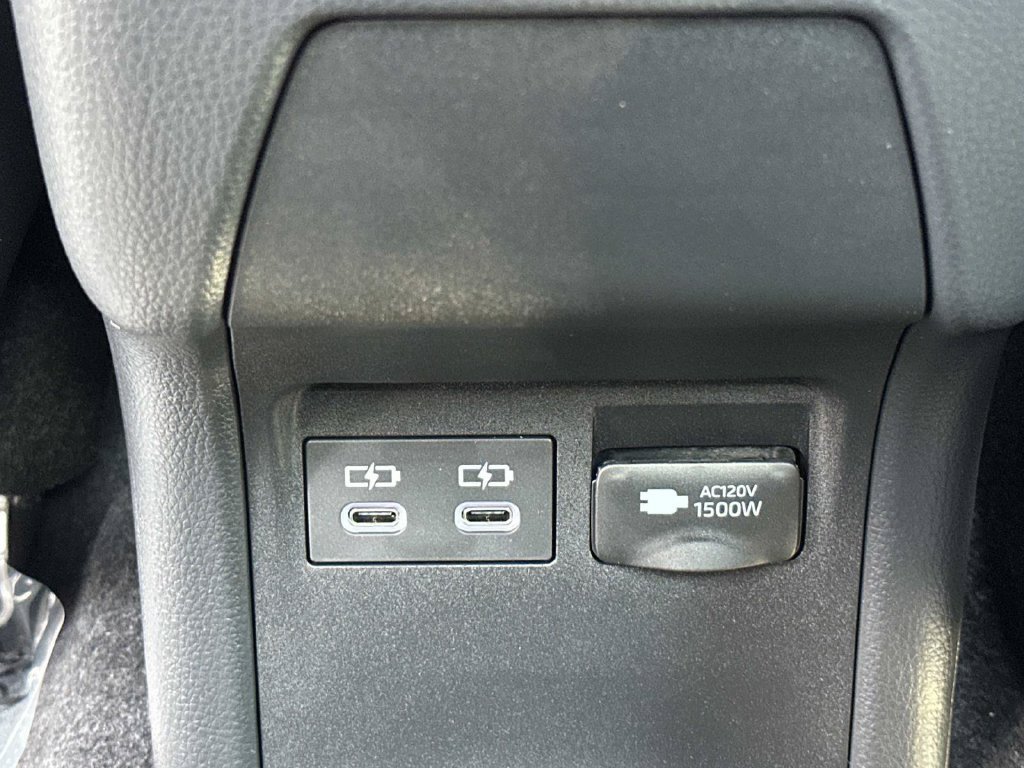 New 2027 Toyota Prius Plug-In Hybrid FWD image 18