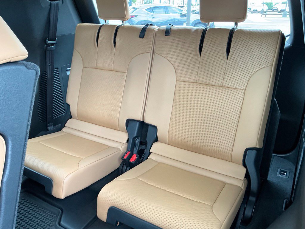 New 2026 Lexus LX 600 4WD w/ Interior Upgrade Package image 17