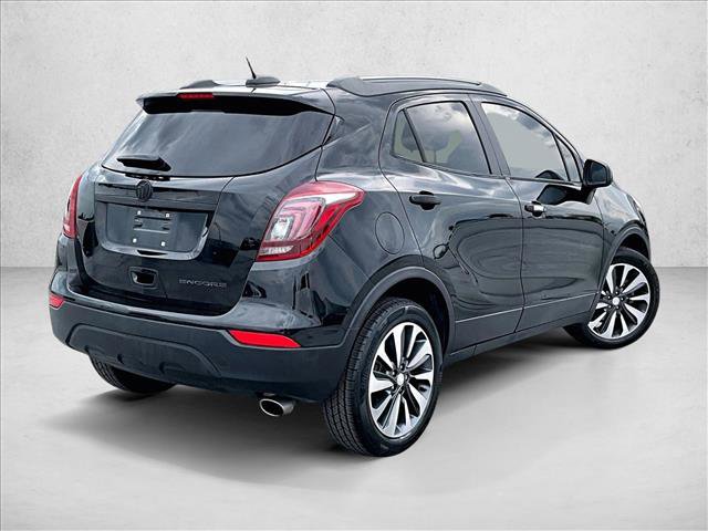 Used 2022 Buick Encore Preferred w/ Safety Package image 2