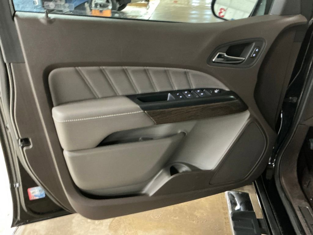 Certified 2022 GMC Canyon Denali image 14