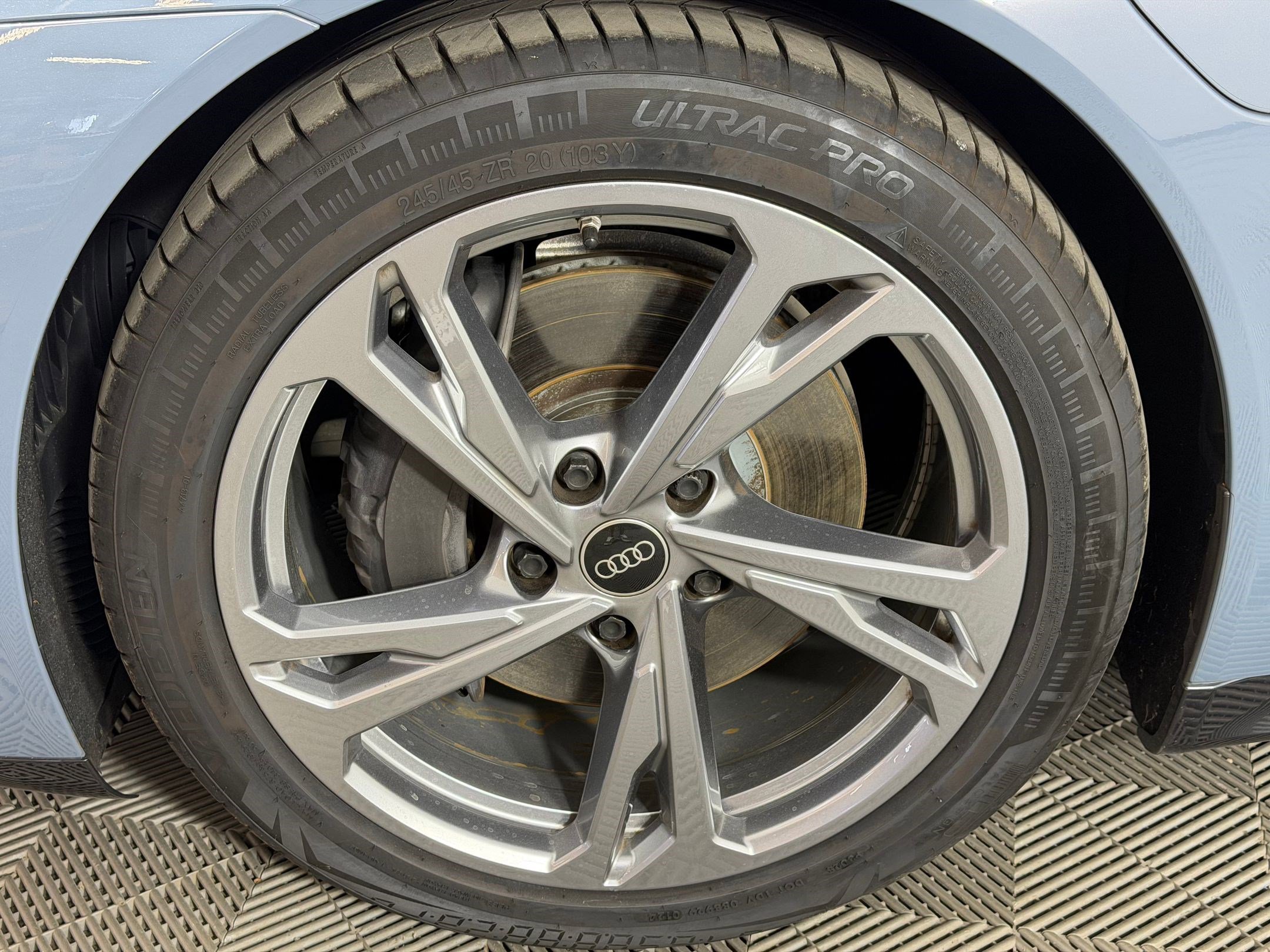 Used 2022 Audi e-tron GT Premium Plus AWD/4WD image 12