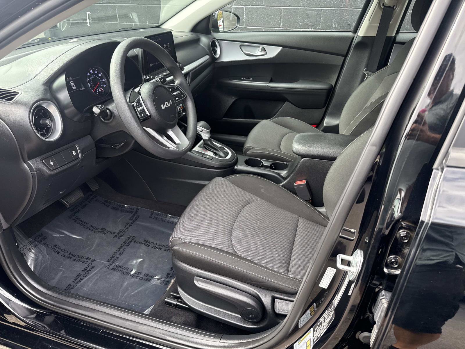 Used 2024 Kia Forte LXS image 16