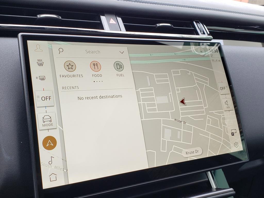 New 2026 Land Rover Range Rover Velar Dynamic SE image 23