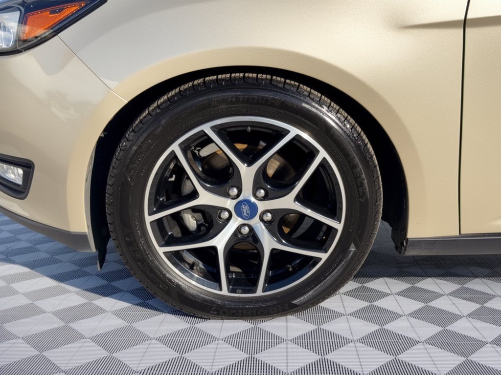 Used 2018 Ford Focus SEL FWD image 13