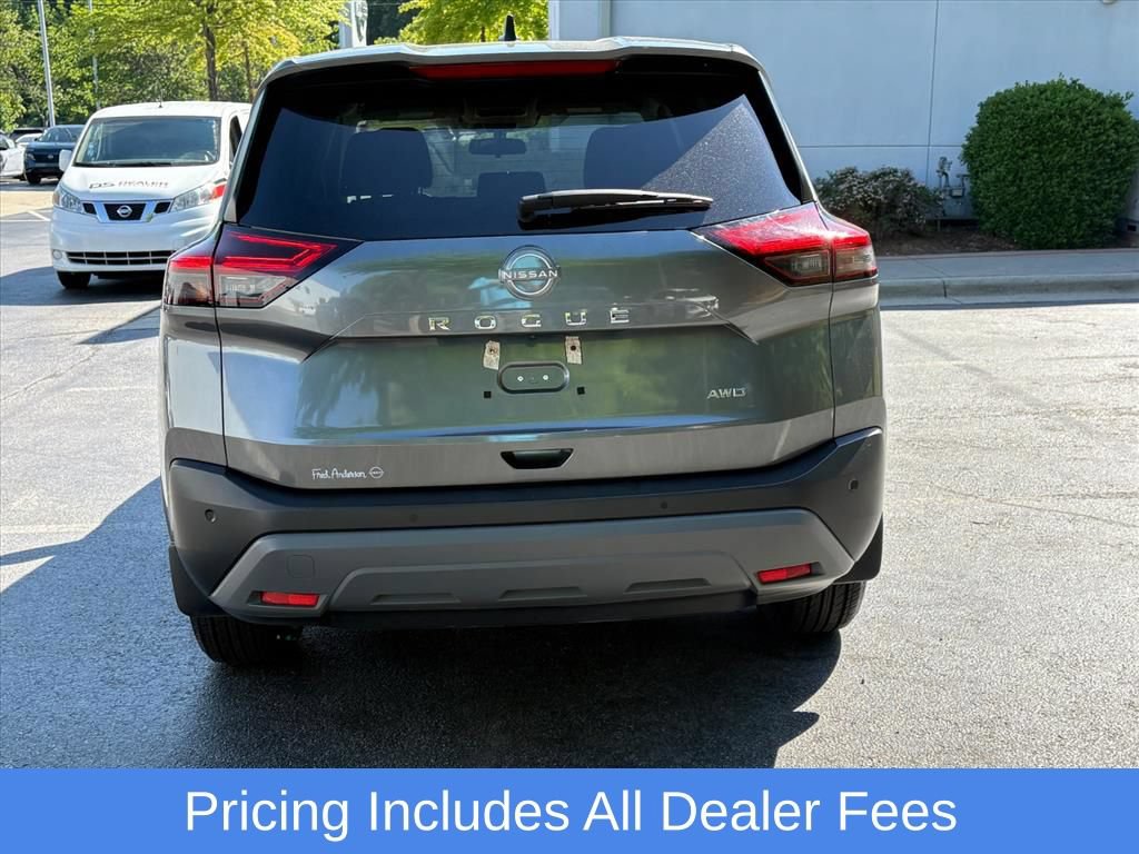 Used 2023 Nissan Rogue S AWD/4WD image 7