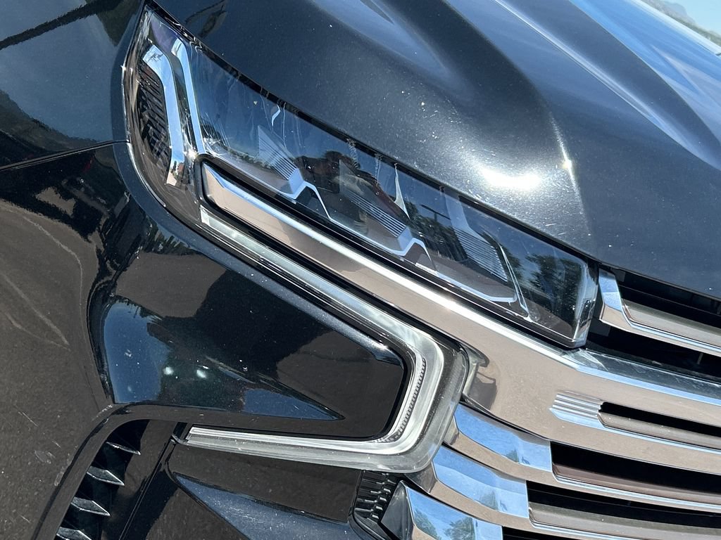 Used 2023 Chevrolet Tahoe High Country w/ Premium Package 2 AWD/4WD image 23