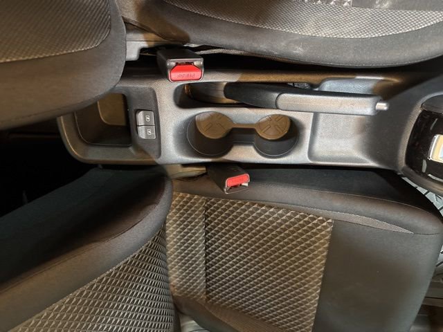 Used 2020 Nissan Versa S image 46