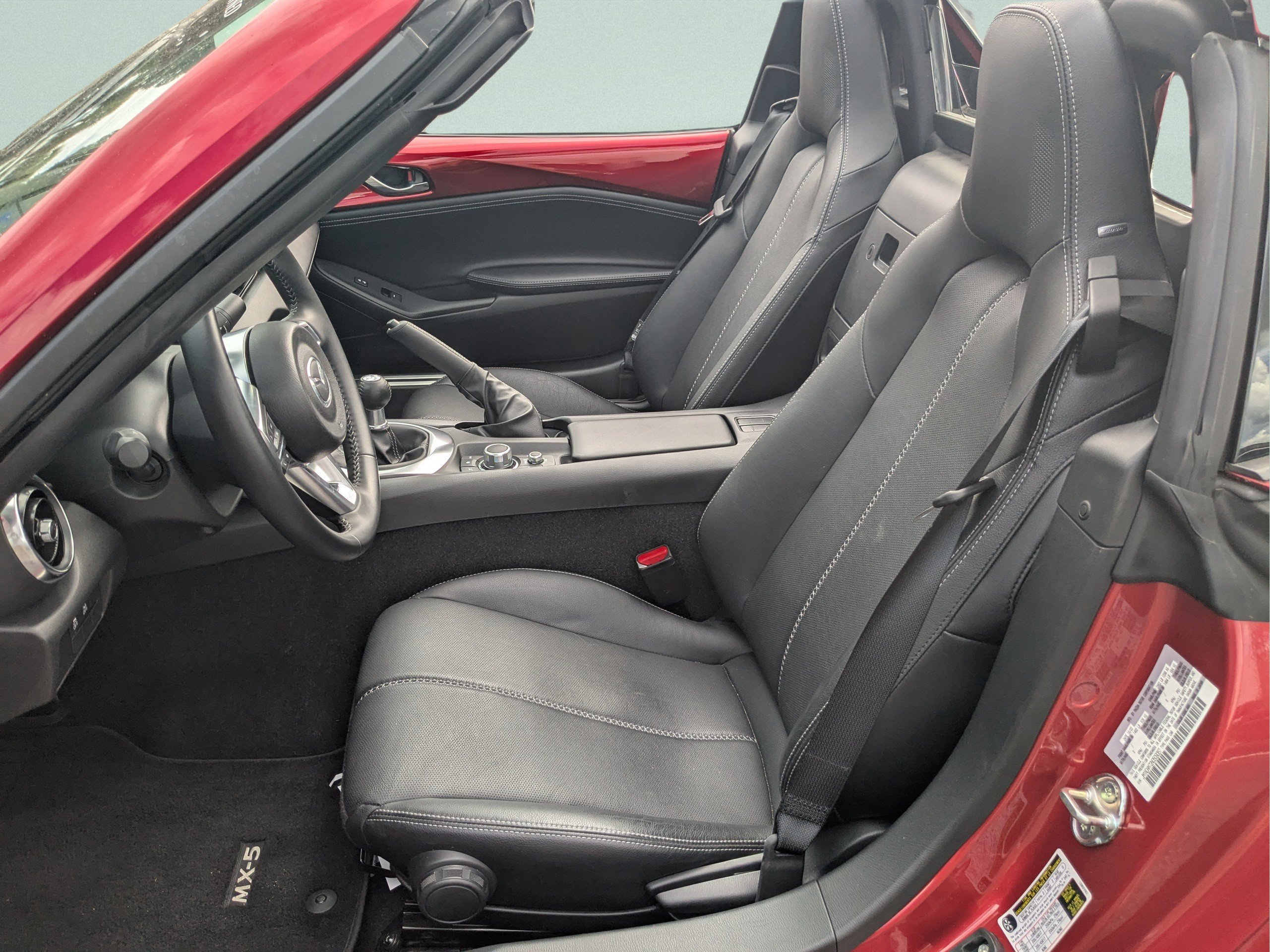 Certified 2022 MAZDA MX-5 Miata RF Grand Touring RWD image 10
