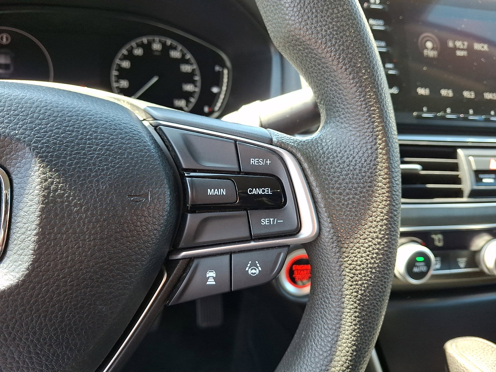 Used 2019 Honda Accord LX image 21