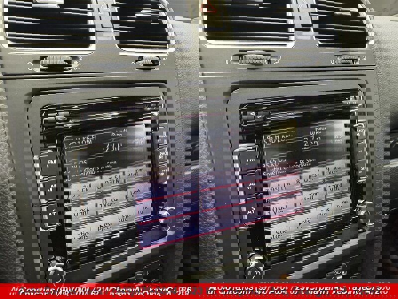 Used 2012 Volkswagen Golf 4-Door image 24