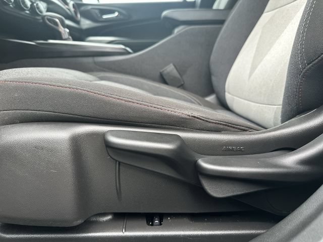 Certified 2024 Chevrolet Trax RS FWD image 15
