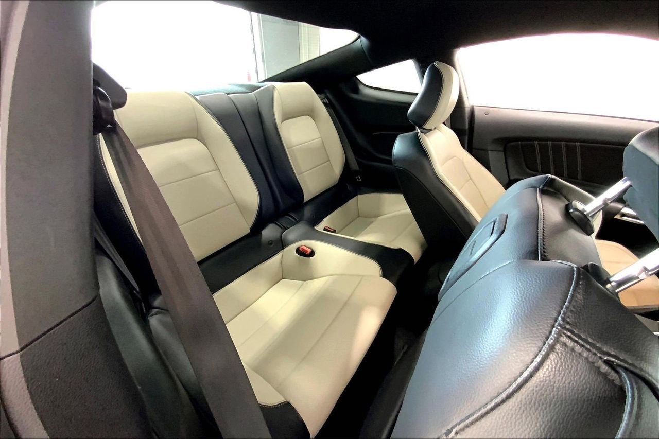 Used 2020 Ford Mustang Premium image 25