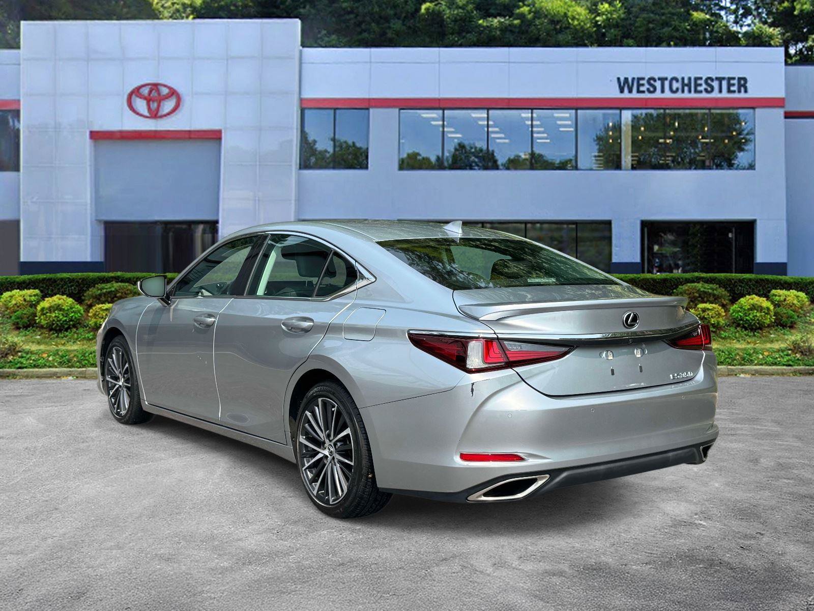 Used 2022 Lexus ES 350 w/ Premium Package FWD image 5