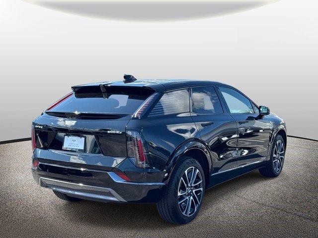 Certified 2025 Cadillac Optiq Sport 2 AWD/4WD image 21