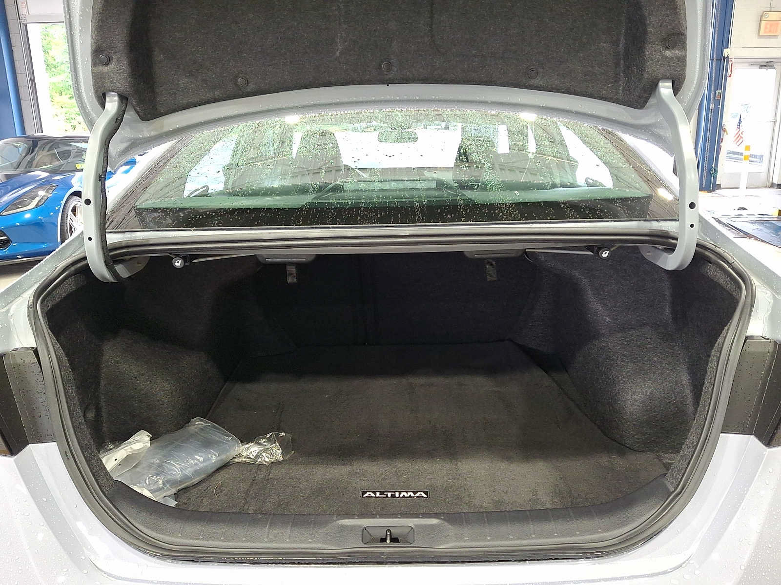 Used 2025 Nissan Altima 2.5 SR AWD/4WD image 28