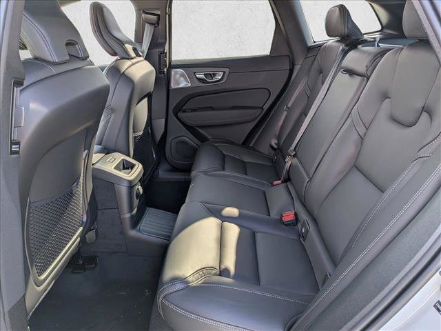 New 2026 Volvo XC60 T8 Ultra w/ Climate Package AWD/4WD image 17