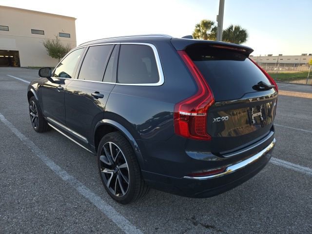 Used 2025 Volvo XC90 B5 Plus w/ Protection Package Premier image 3
