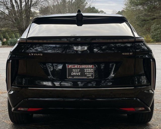 Used 2024 Cadillac Lyriq Luxury image 8