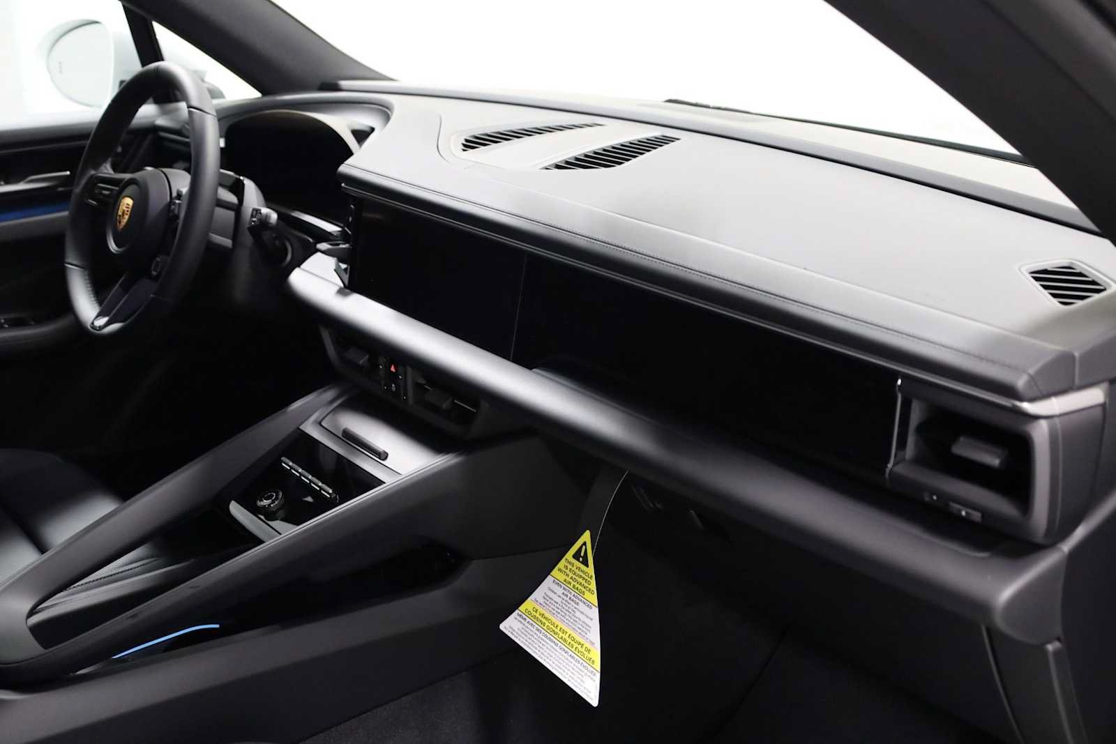 New 2026 Porsche Macan 4 Electric AWD/4WD image 6