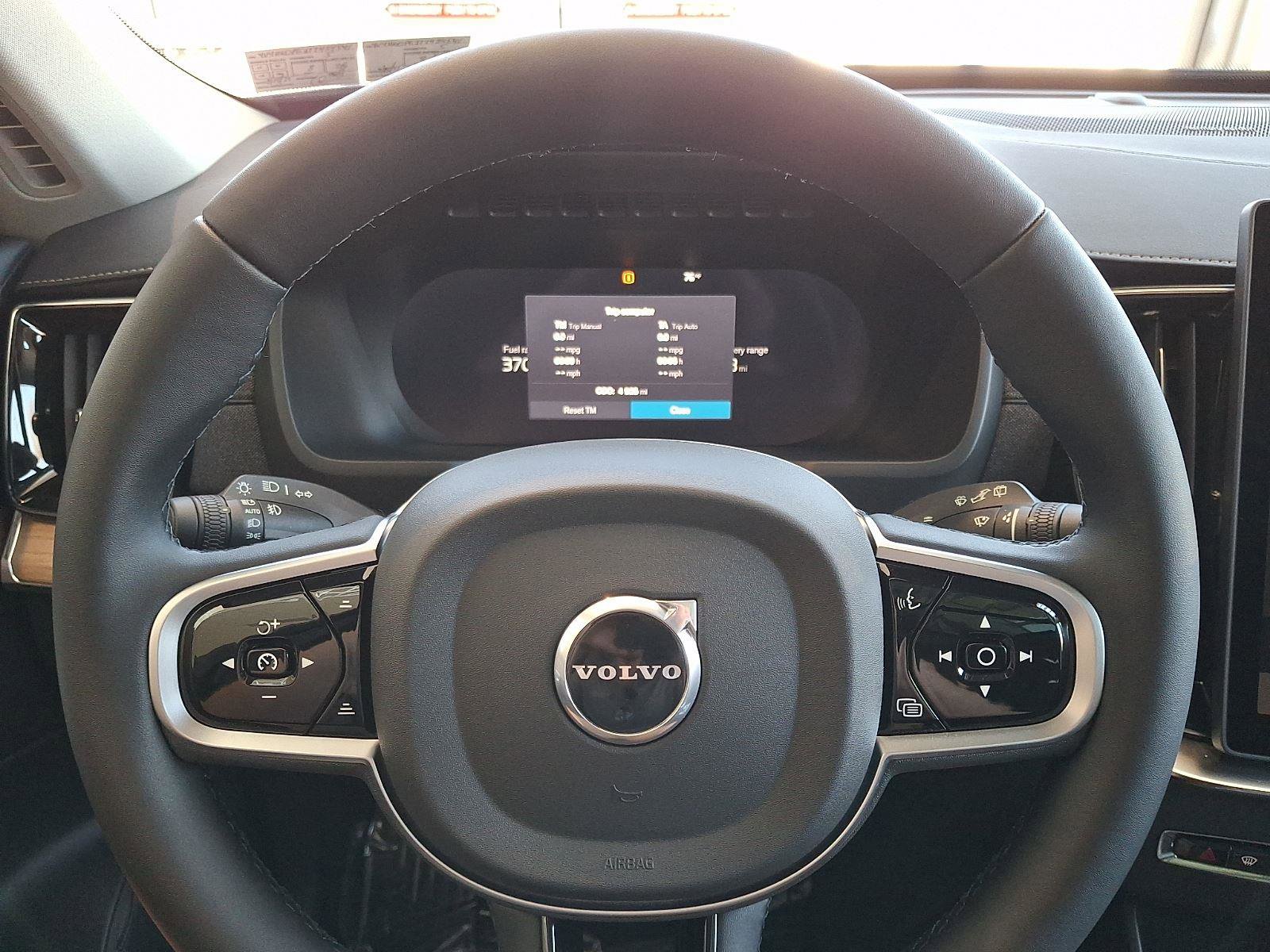 Certified 2026 Volvo XC90 T8 Plus w/ Protection Package Premier image 22