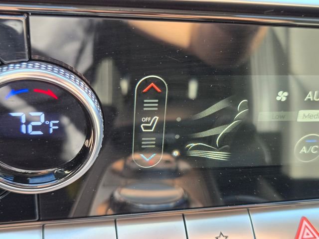 Used 2022 Genesis GV70 2.5T w/ Select Package image 29