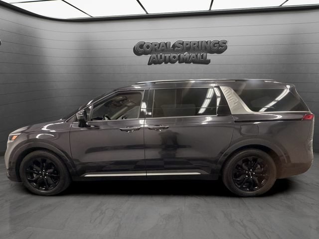 Used 2024 Kia Carnival SX FWD image 2