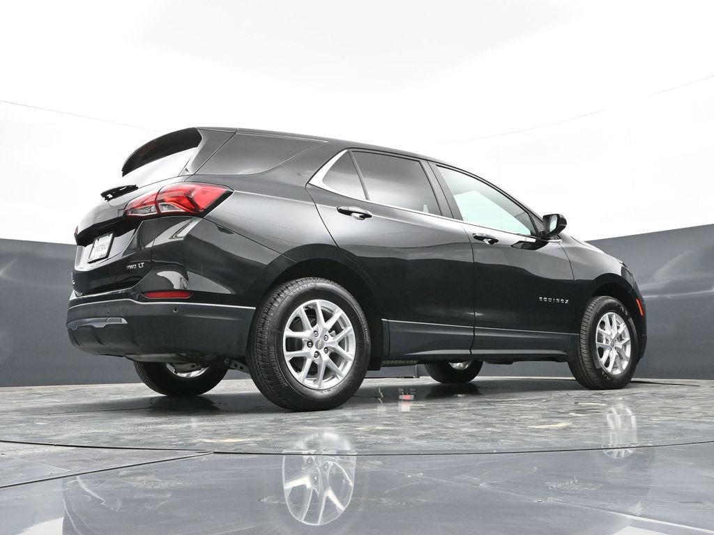 Used 2024 Chevrolet Equinox LT image 43