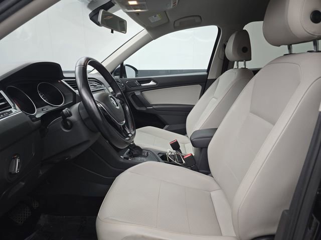 Used 2018 Volkswagen Tiguan SE image 23