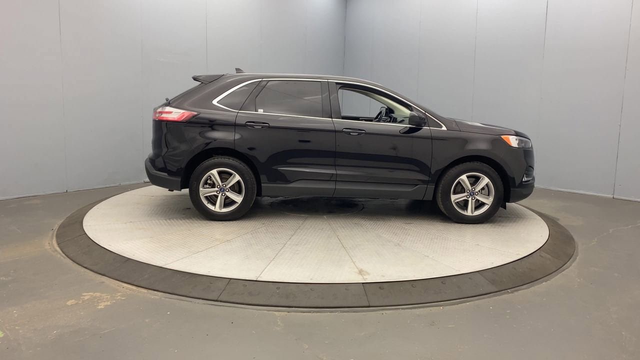 Used 2022 Ford Edge SEL w/ Convenience Package AWD/4WD image 6