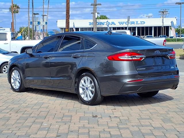 Used 2020 Ford Fusion SE FWD image 7