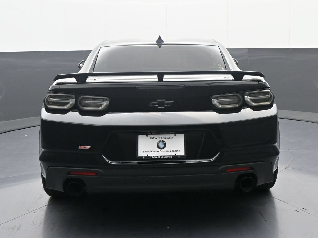 Used 2019 Chevrolet Camaro SS RWD image 6