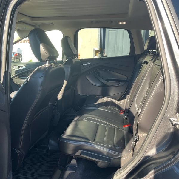 Used 2018 Ford Escape Titanium w/ Ford Safe & Smart Package AWD/4WD image 12