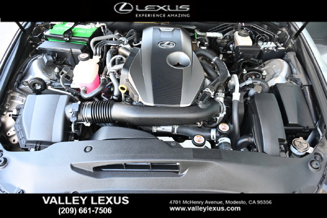 Used 2017 Lexus IS 200t F Sport w/ F Sport Package RWD image 22