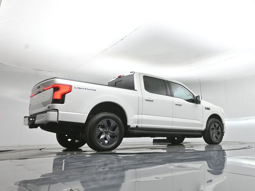 New 2025 Ford F150 Lightning Lariat w/ Max Trailer Tow Package image 47